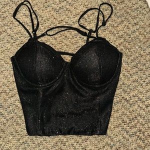 Superdown Black Sparkly V-Neck Crop Top w/open back, Size Small